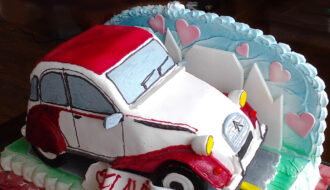 Pièce en sucre sur le thème de la 2 CV